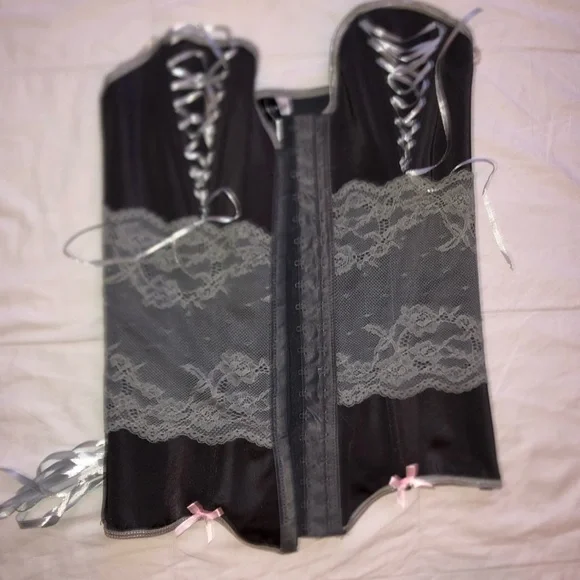 Grey corset - Picture 2 of 6